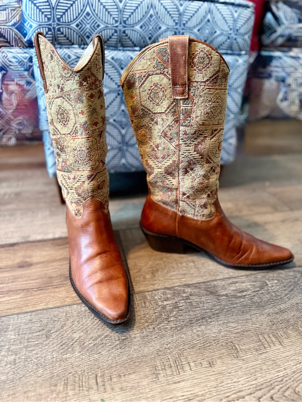 VINTAGE J Jill Leather Tapestry western Boots 7 EUC - Picture 2 of 8
